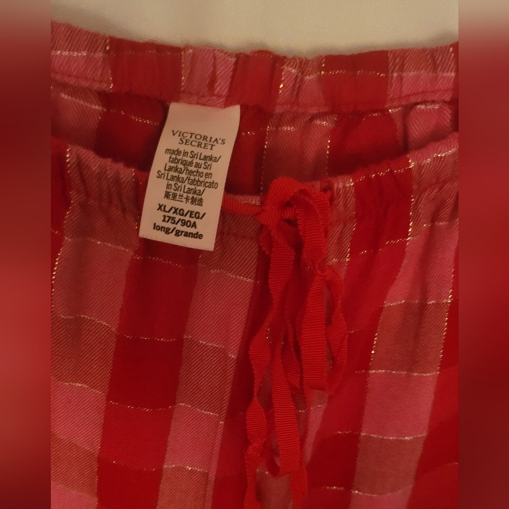 Victoria's Secret Pink Plaid Sleepwear (65) - Picture 9 of 12